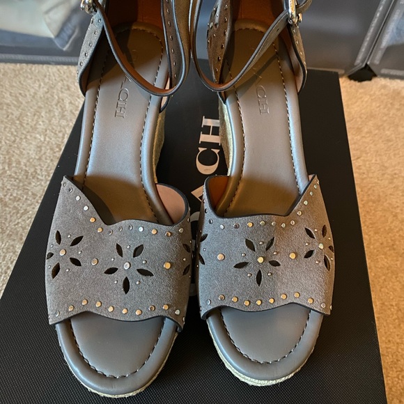 COACH Kelsi Wedge Espadrille Sandals Heathered Gray Suede Studded Size 9 NIB - Picture 4 of 14